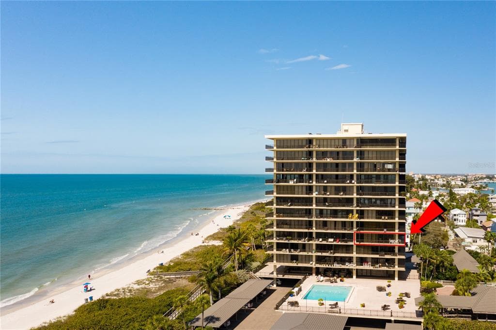 7650 BAYSHORE DRIVE # 401, TREASURE ISLAND, FL 33706