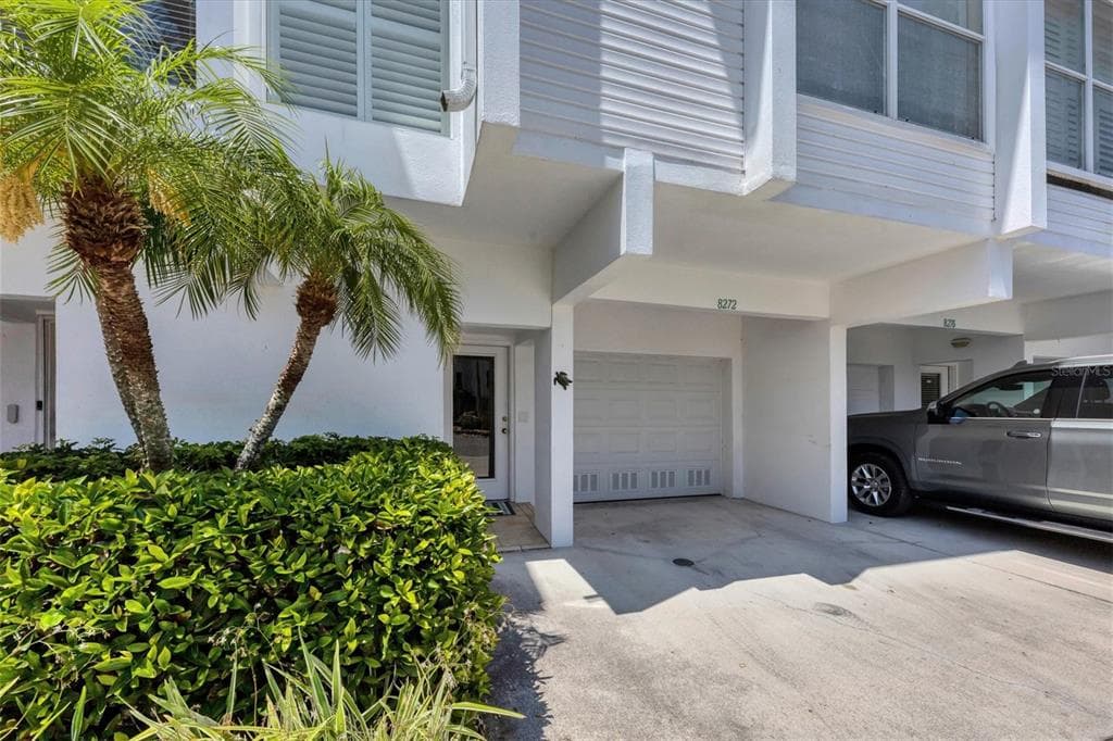 8272 HARBORSIDE CIRCLE, ENGLEWOOD, FL 34224