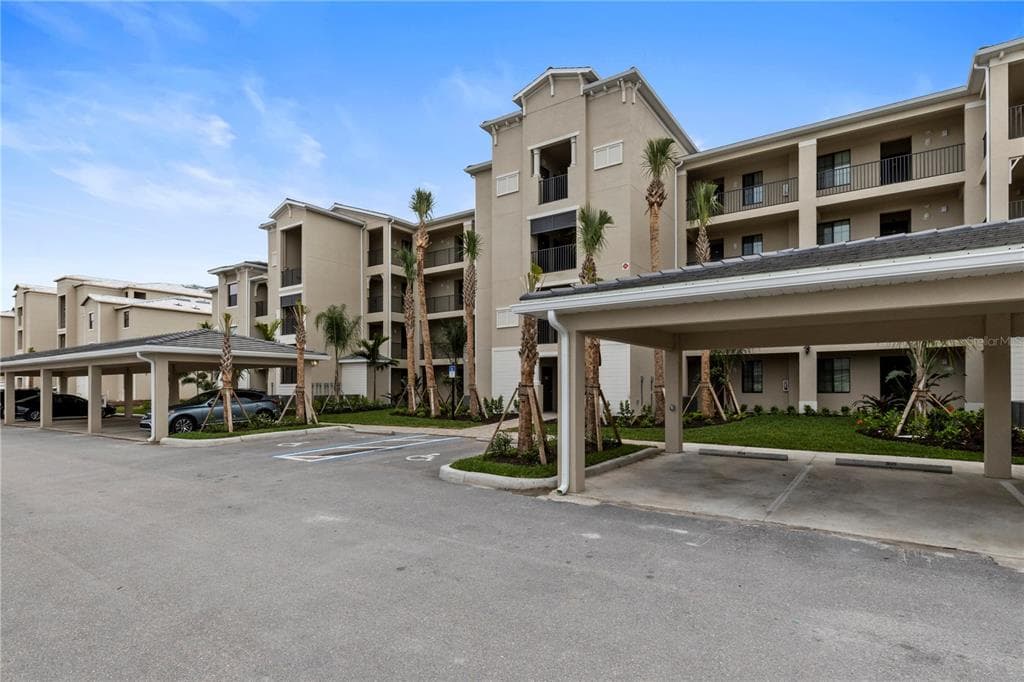18008 GAWTHROP DRIVE # 402, LAKEWOOD RANCH, FL 34211
