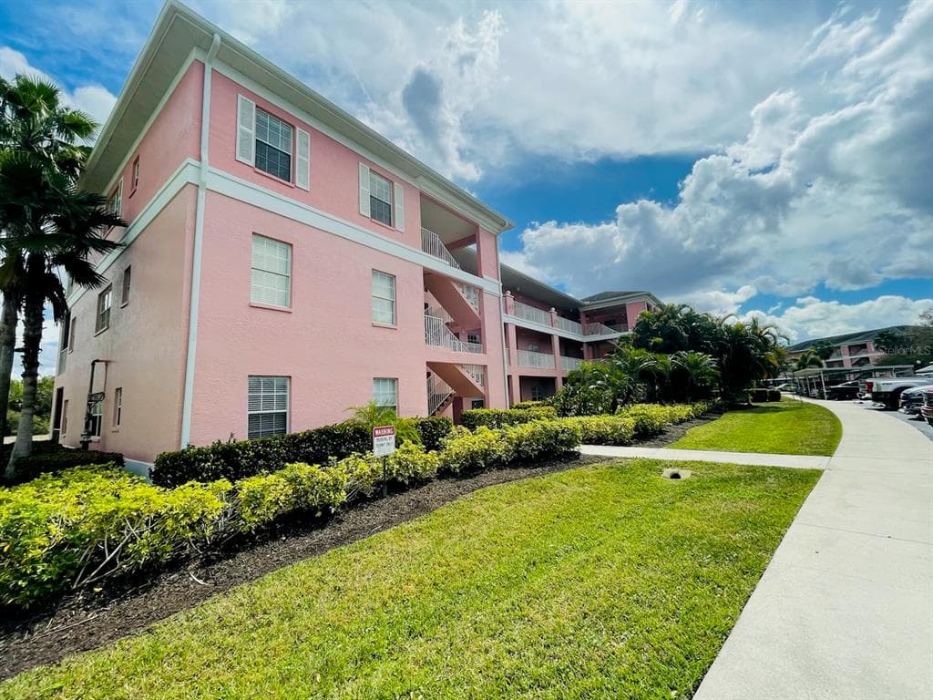 2040 WILLOW HAMMOCK CIRCLE # 202, PUNTA GORDA, FL 33983