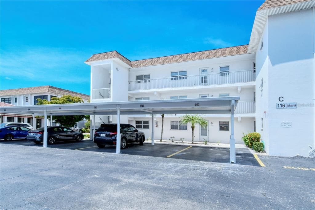 116 VISTA HERMOSA CIRCLE # 210C, SARASOTA, FL 34242