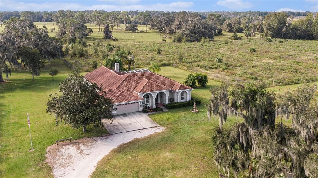 331 LEWIS ROAD, LITHIA, FL 33547