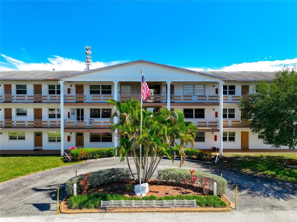 6015 19TH STREET N # 308, ST PETERSBURG, FL 33714