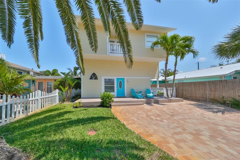 13004 BOCA CIEGA AVENUE, MADEIRA BEACH, FL 33708
