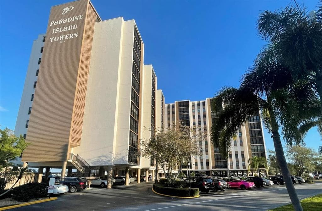 10355 PARADISE BOULEVARD # 612, TREASURE ISLAND, FL 33706