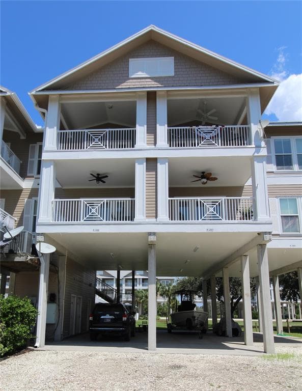 221 3RD AVENUE E # F-102, HORSESHOE BEACH, FL 32648