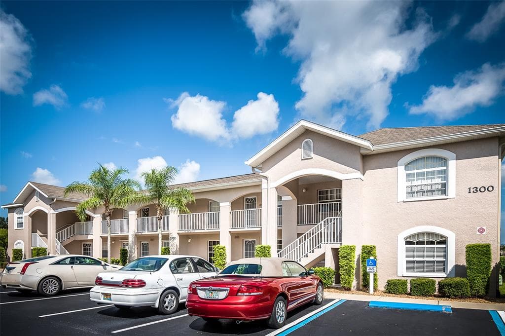 11644 EGRET CIRCLE # 1303, LAKE SUZY, FL 34269