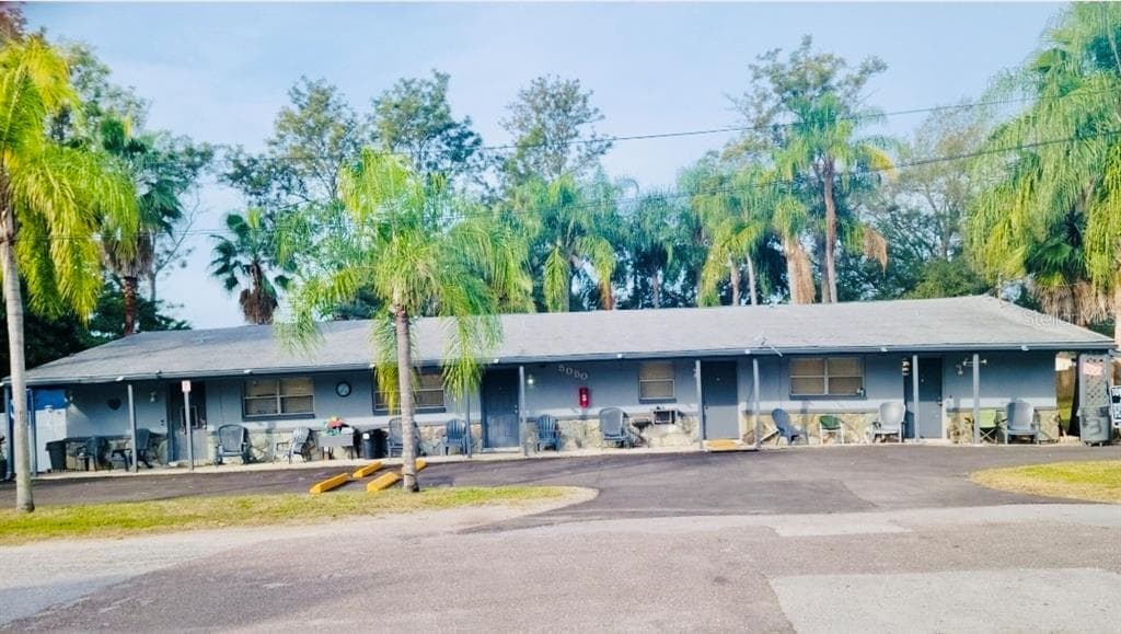 5050 74TH STREET N # 1, ST PETERSBURG, FL 33709