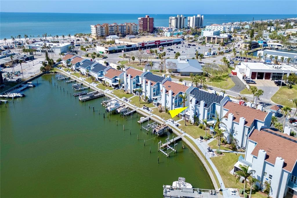 179 MEDALLION BLVD # C, MADEIRA BEACH, FL 33708