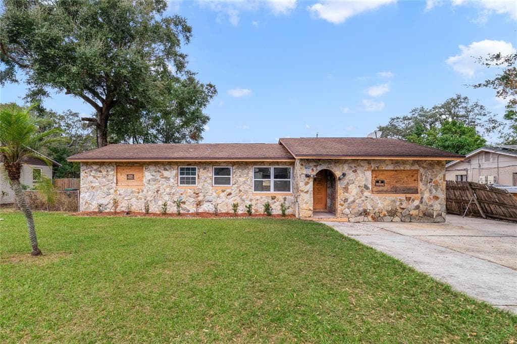6427 SUNSHINE STREET, ORLANDO, FL 32818