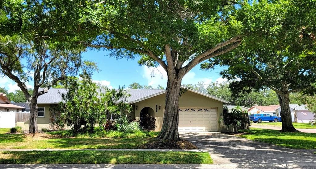 7801 17TH WAY N, ST PETERSBURG, FL 33702