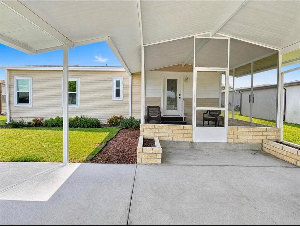 3145 HIDDEN LAKE DRIVE, WESLEY CHAPEL, FL 33543