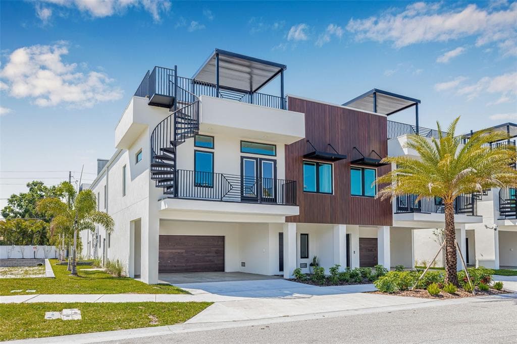8631 5TH STREET NORTH, ST PETERSBURG, FL 33702