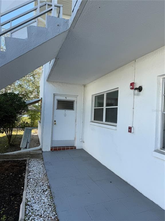 5895 18TH STREET N # 9, ST PETERSBURG, FL 33714
