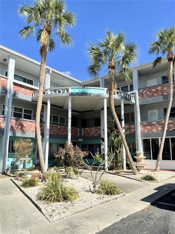 4300 58TH STREET N # 1909, KENNETH CITY, FL 33709