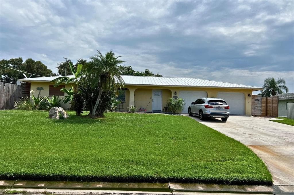 1860 SOUTHPOINTE DRIVE, SARASOTA, FL 34231