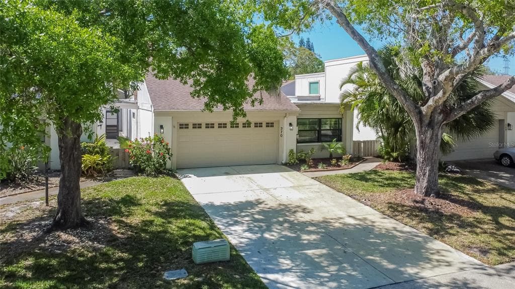 370 S WOODLANDS DRIVE, OLDSMAR, FL 34677
