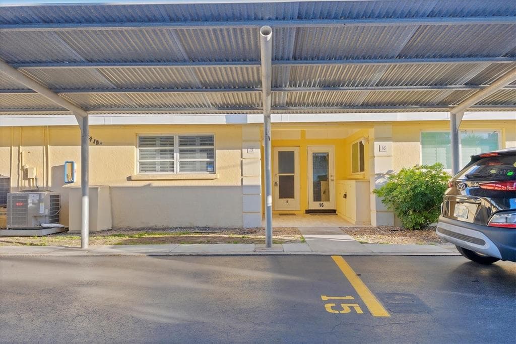 6006 MIDNIGHT PASS ROAD # 15, SARASOTA, FL 34242