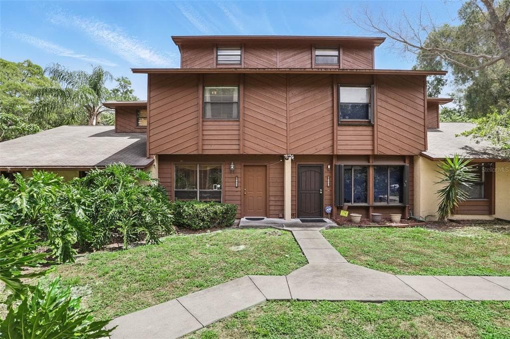 1005 LOVE LANE # 25, APOPKA, FL 32703