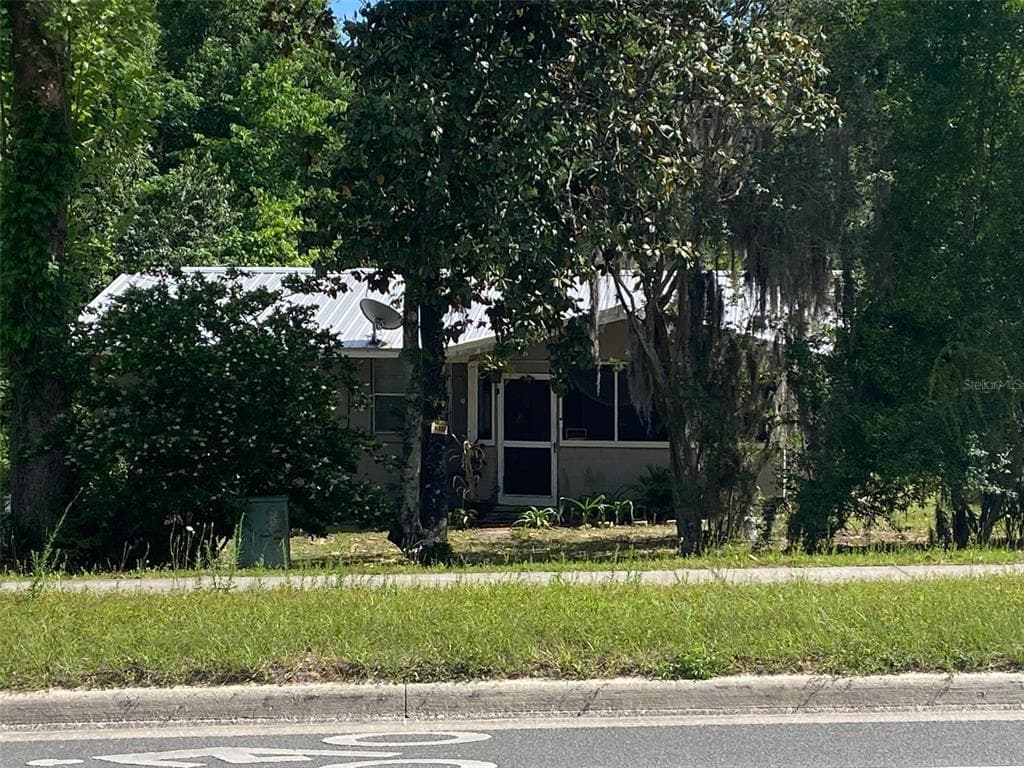 1129 STATE ROAD 20, INTERLACHEN, FL 32148