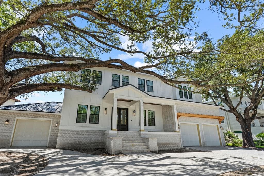 690 GENEVA PLACE, TAMPA, FL 33606