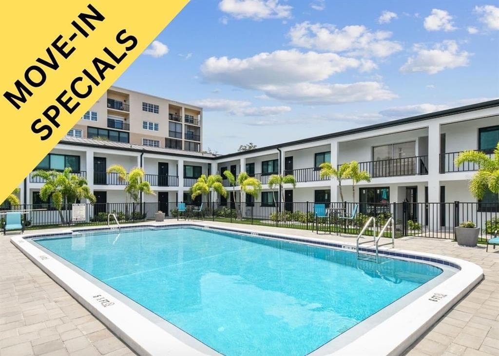 2942 W BAY DRIVE # 8, BELLEAIR BLUFFS, FL 33770