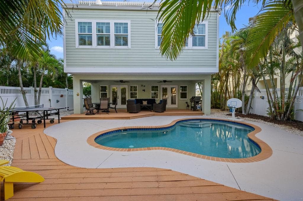 704 GLADIOLUS STREET, ANNA MARIA, FL 34216