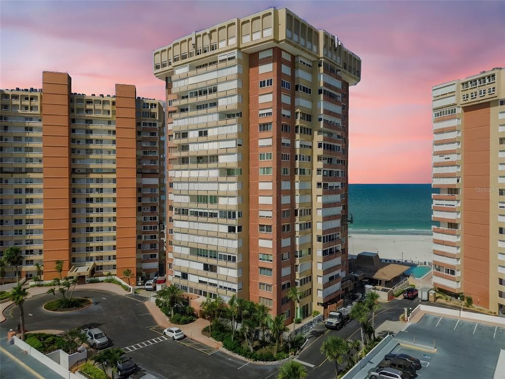17920 GULF BOULEVARD # 208, REDINGTON SHORES, FL 33708