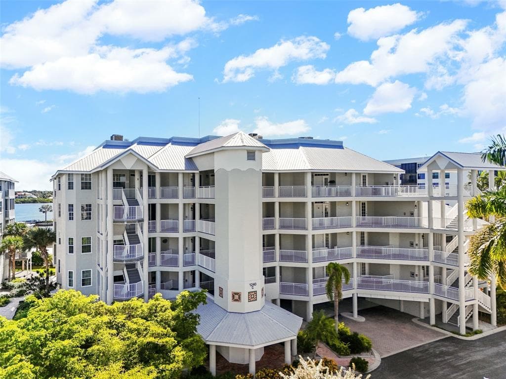 1240 DOLPHIN BAY WAY # 401, SARASOTA, FL 34242