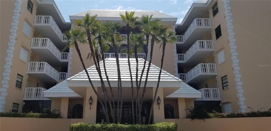 6650 SUNSET WAY # 220, ST PETE BEACH, FL 33706