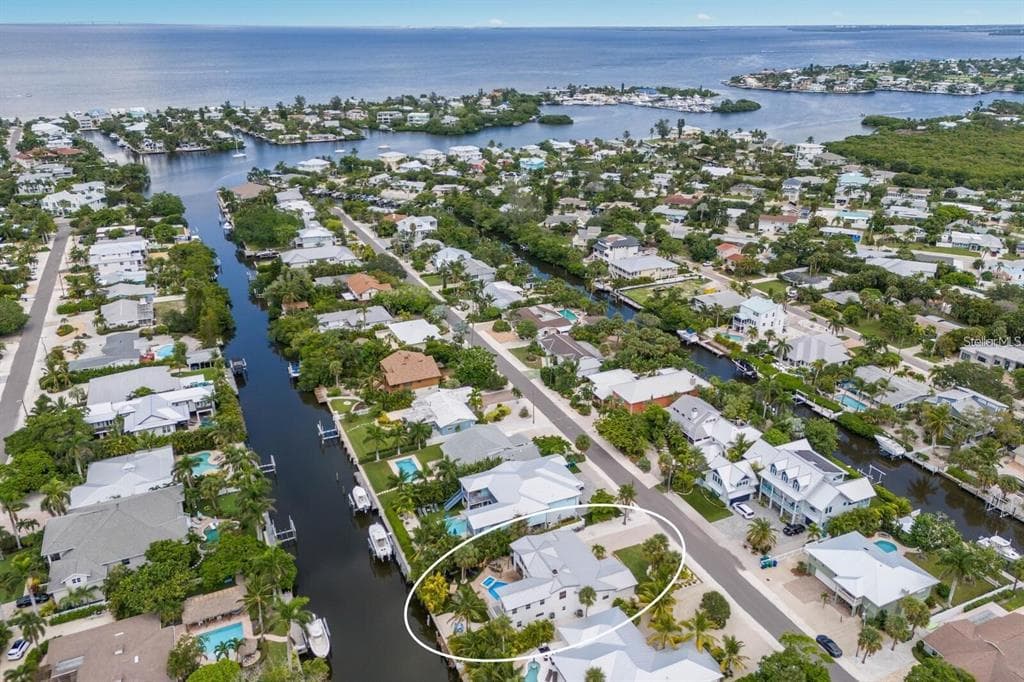 212 OAK AVENUE, ANNA MARIA, FL 34216