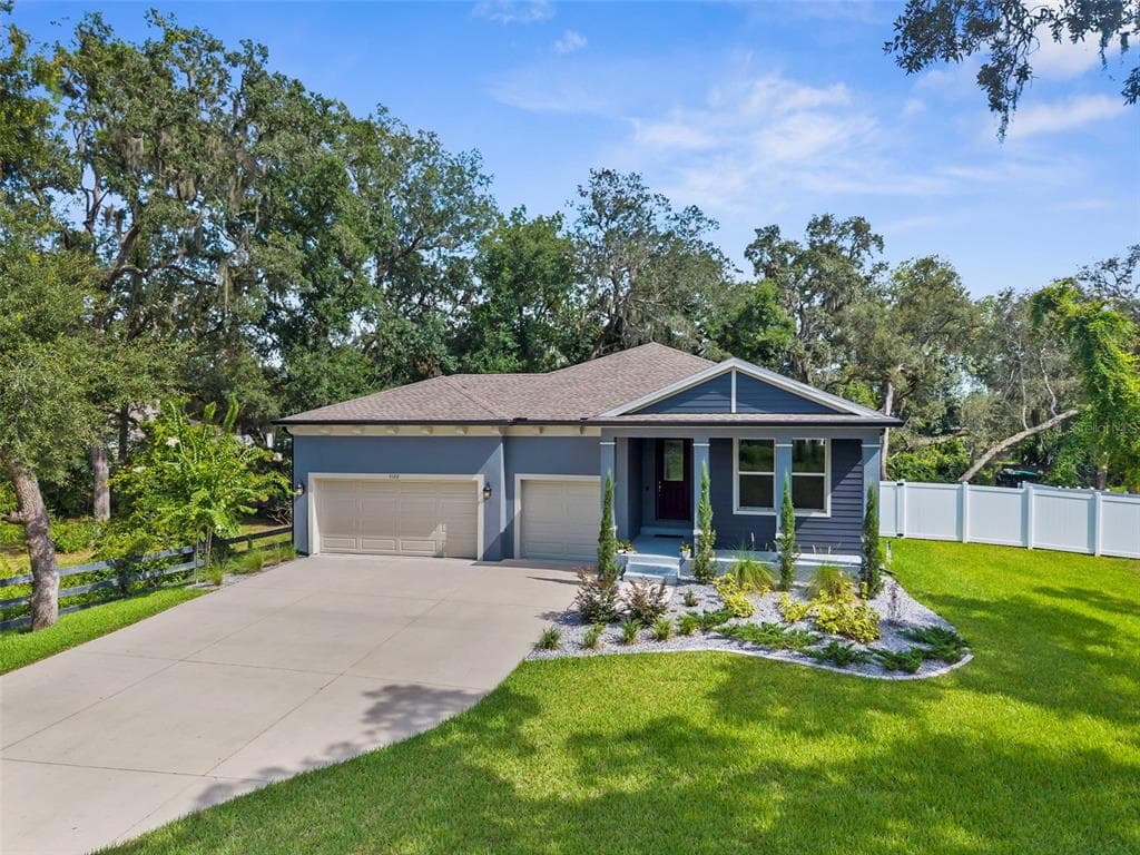 5100 WESTLAKE BOULEVARD, DADE CITY, FL 33523