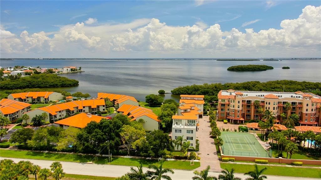 1575 PINELLAS BAYWAY WAY S # 1575, TIERRA VERDE, FL 33715