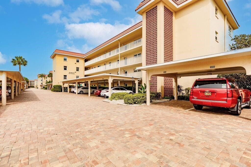 1250 N PORTOFINO DRIVE # 302, SARASOTA, FL 34242