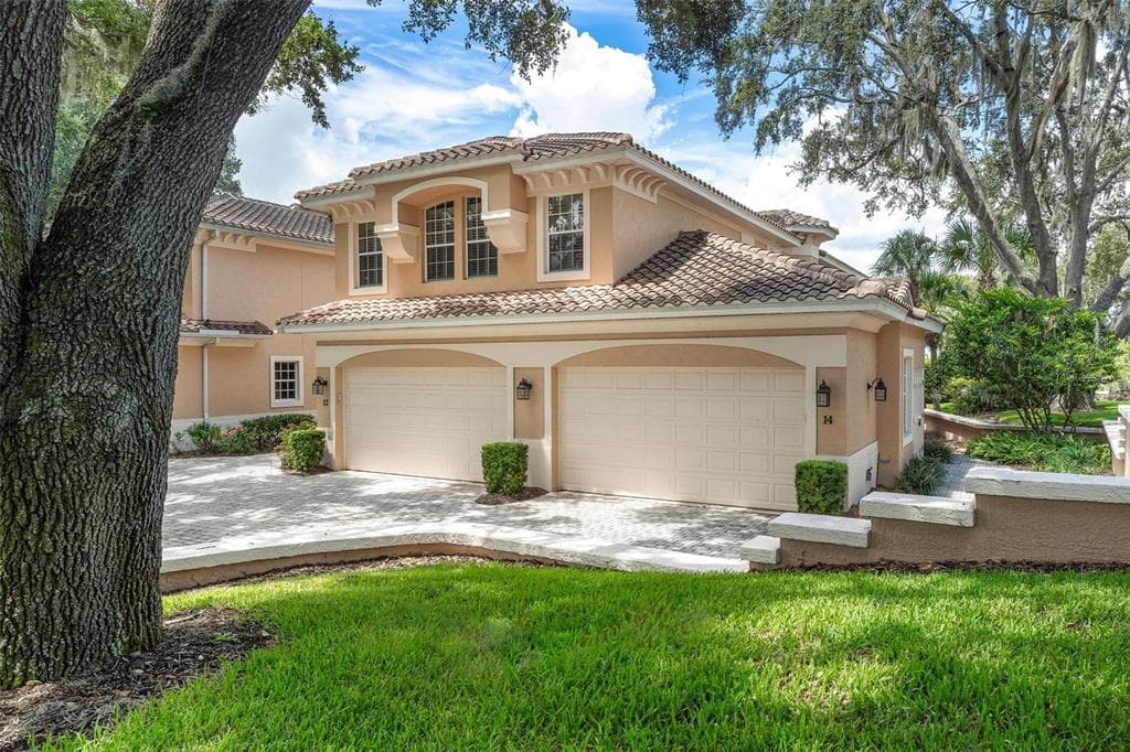 14 CAMINO REAL BOULEVARD # 14, HOWEY IN THE HILLS, FL 34737