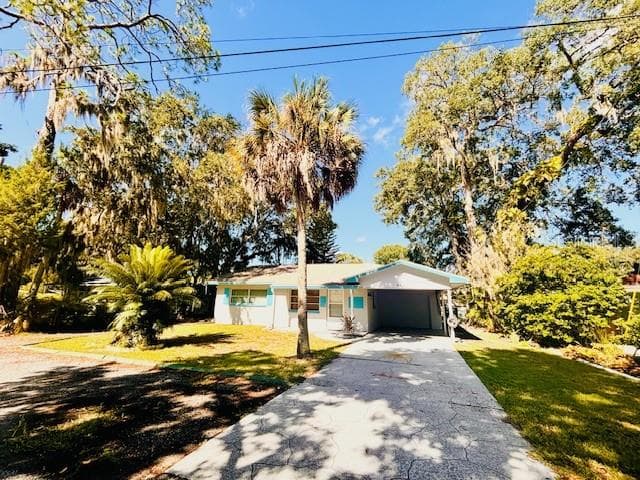 6125 BEACON POINT DRIVE, WEEKI WACHEE, FL 34607