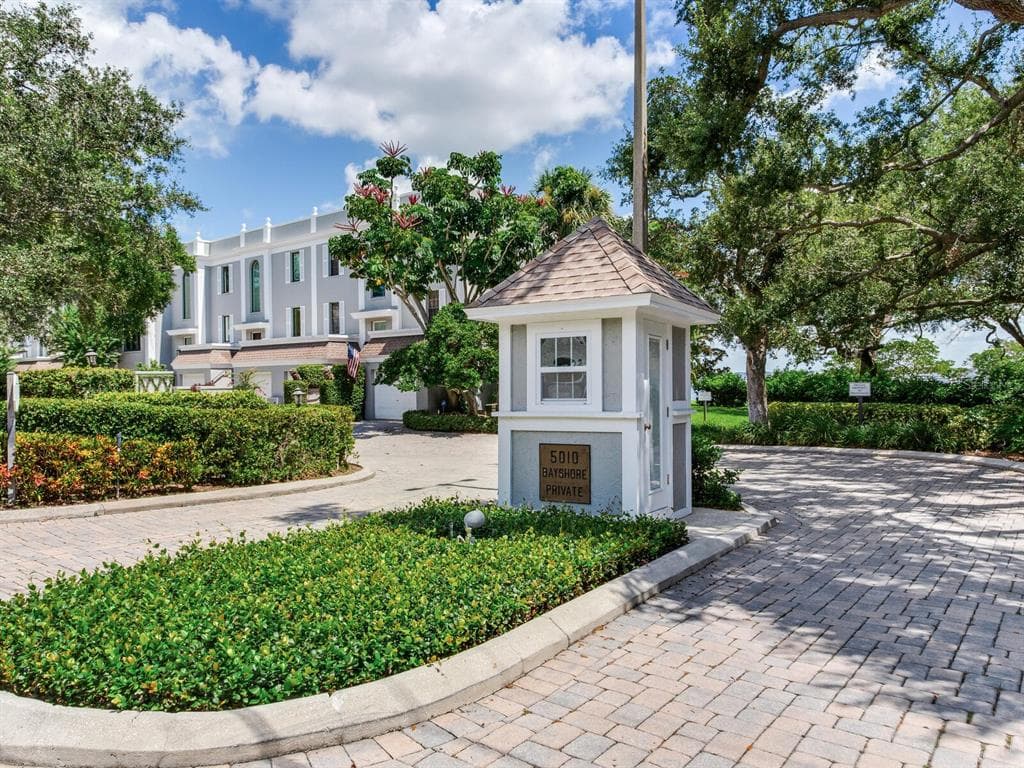 5010 BAYSHORE BOULEVARD # 7, TAMPA, FL 33611