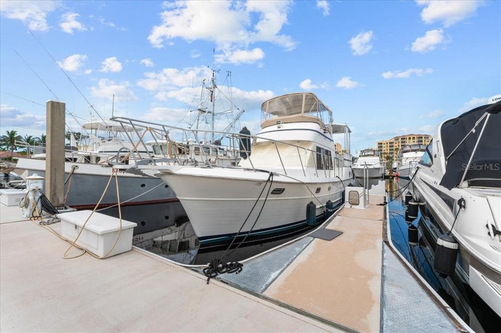 102 RIVIERA DUNES WAY # S-39, PALMETTO, FL 34221