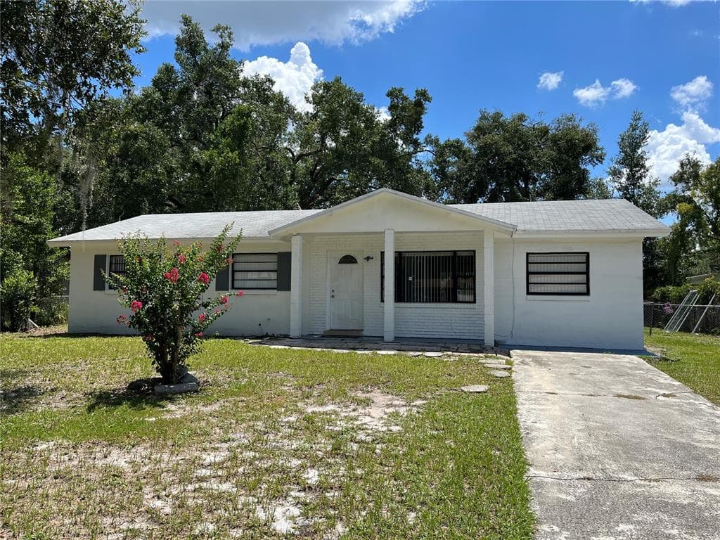 605 PLUM LANE, ALTAMONTE SPRINGS, FL 32701
