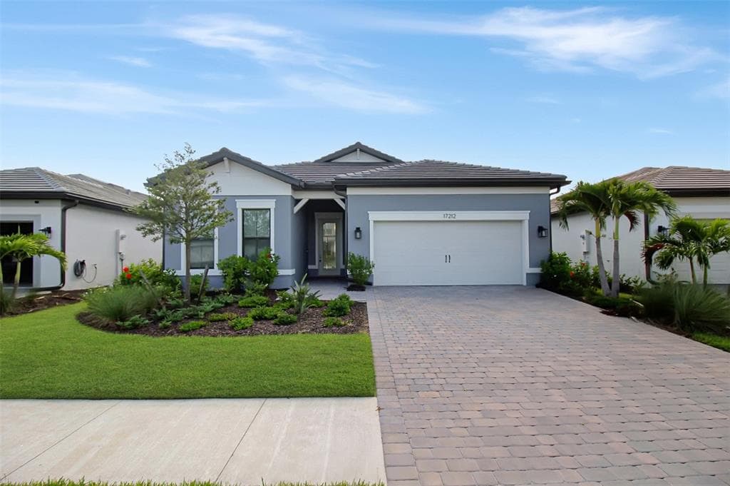 17212 LUMINOUS AVENUE, VENICE, FL 34293