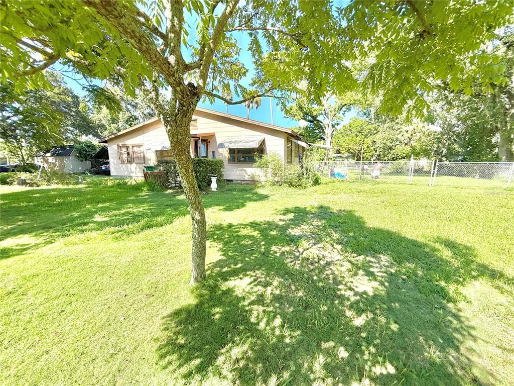 631 ELM AVENUE, HOLLY HILL, FL 32117