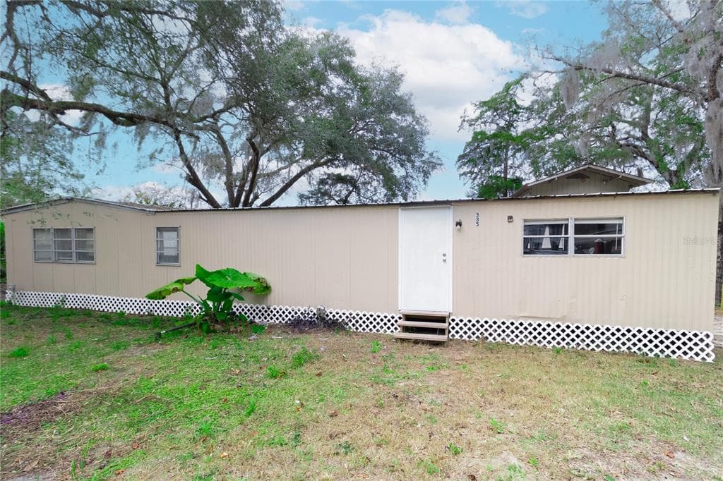 335 N COUNTY ROAD 315, INTERLACHEN, FL 32148