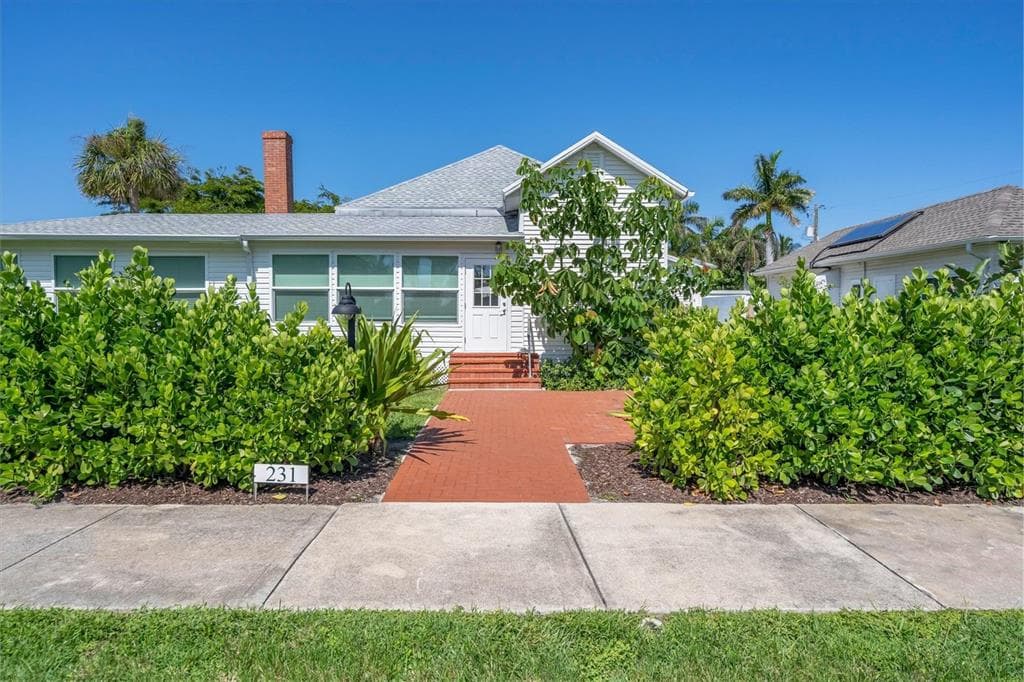 231 GILCHRIST AVENUE, BOCA GRANDE, FL 33921