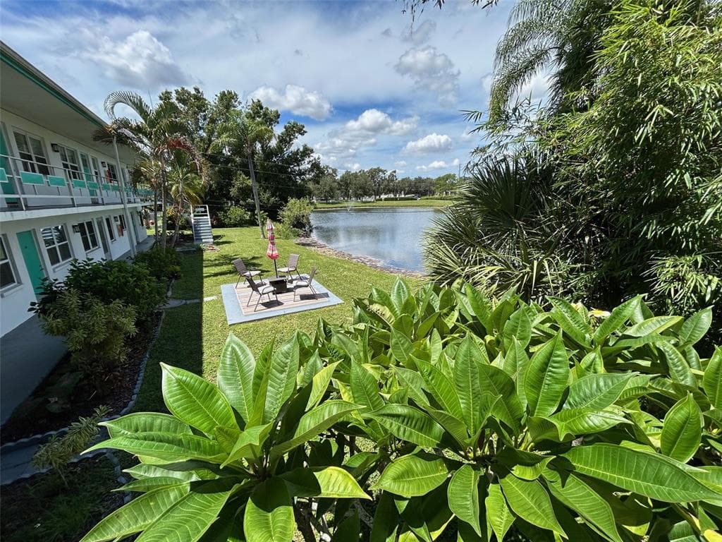 6100 21ST STREET N # 15, ST PETERSBURG, FL 33714