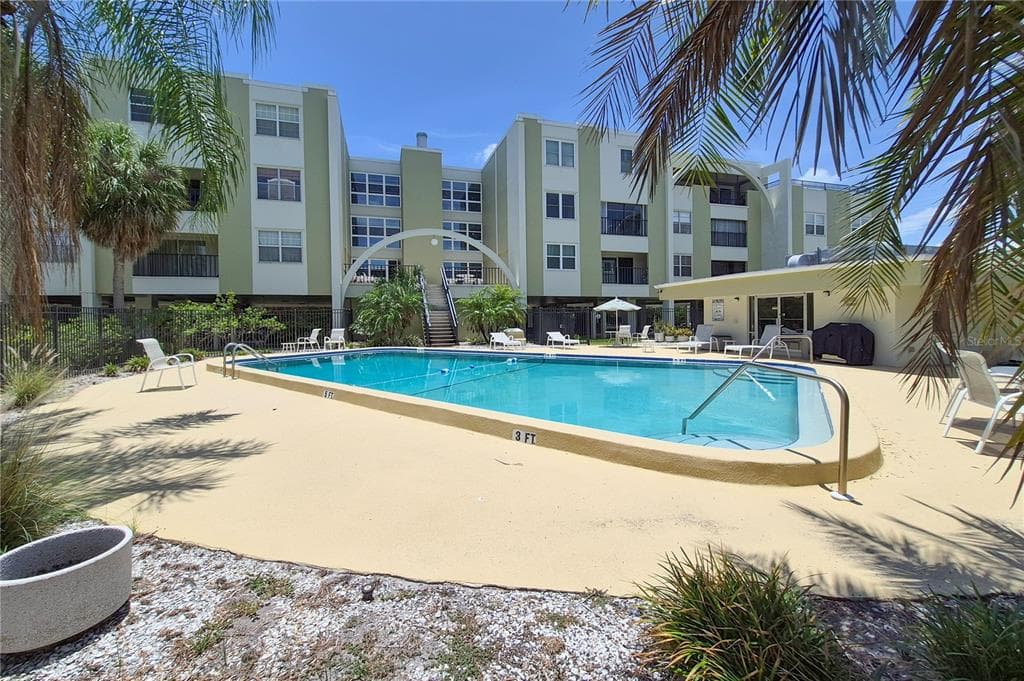 4681 1ST STREET NE # 209, ST PETERSBURG, FL 33703