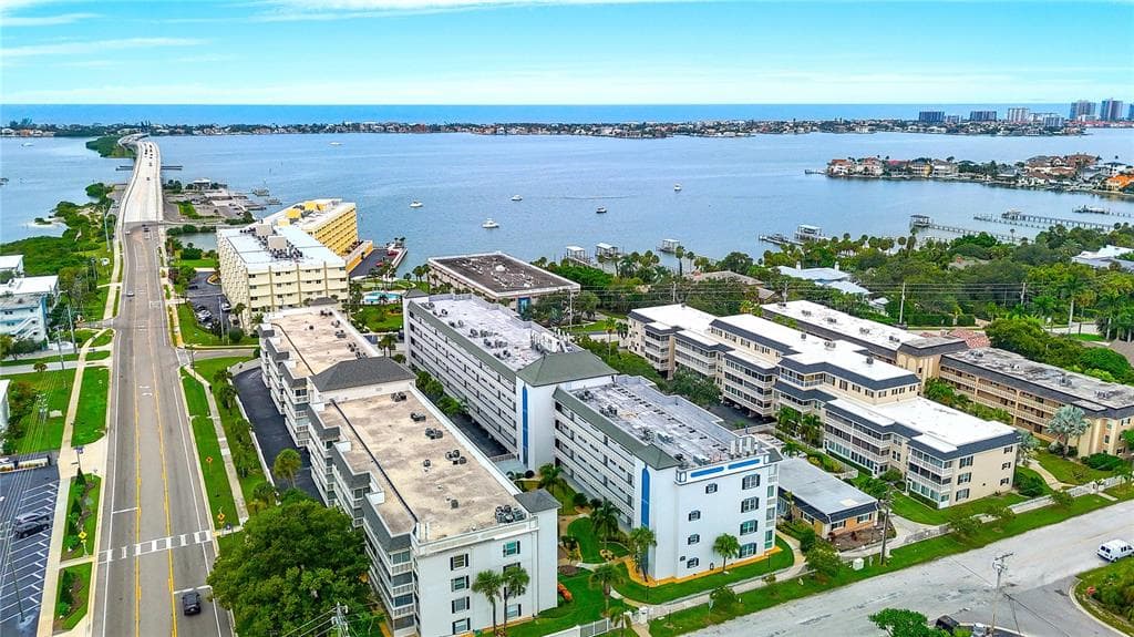 131 BLUFF VIEW DRIVE # 109, BELLEAIR BLUFFS, FL 33770