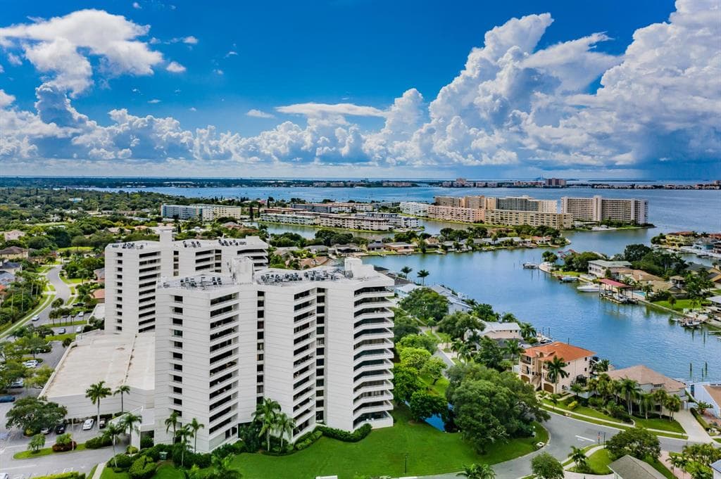 5950 PELICAN BAY PLAZA S # 705, GULFPORT, FL 33707
