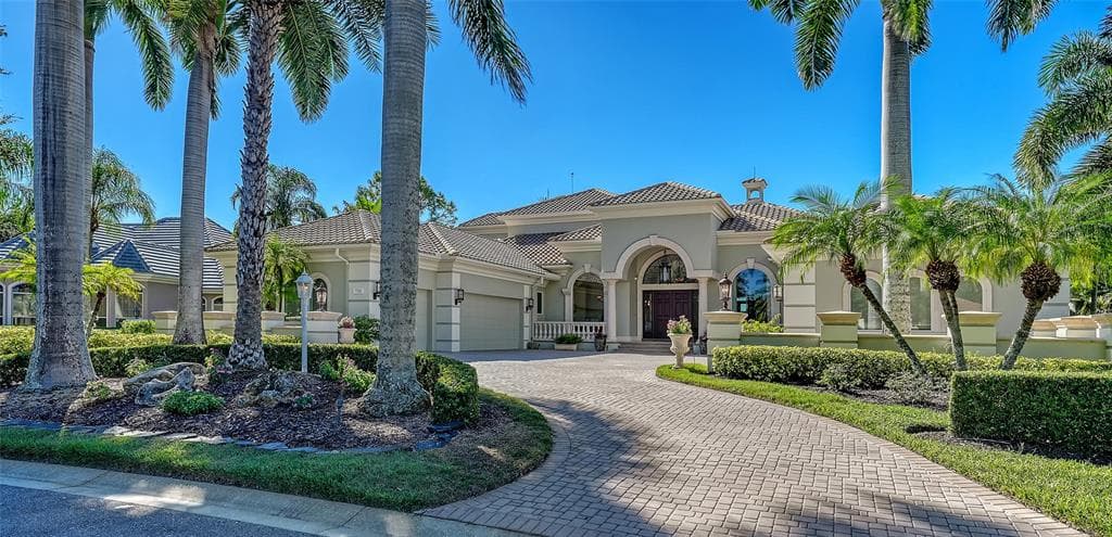 7320 BARCLAY COURT, UNIVERSITY PARK, FL 34201