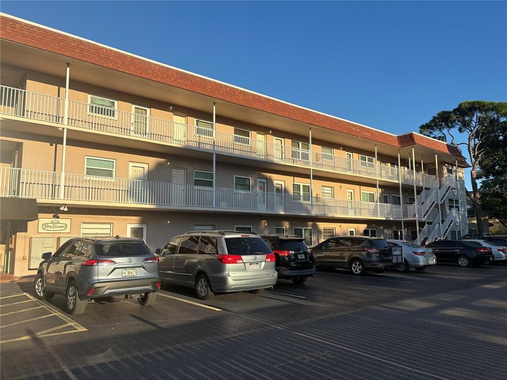 6645 1ST AVENUE N # 307, ST PETERSBURG, FL 33710