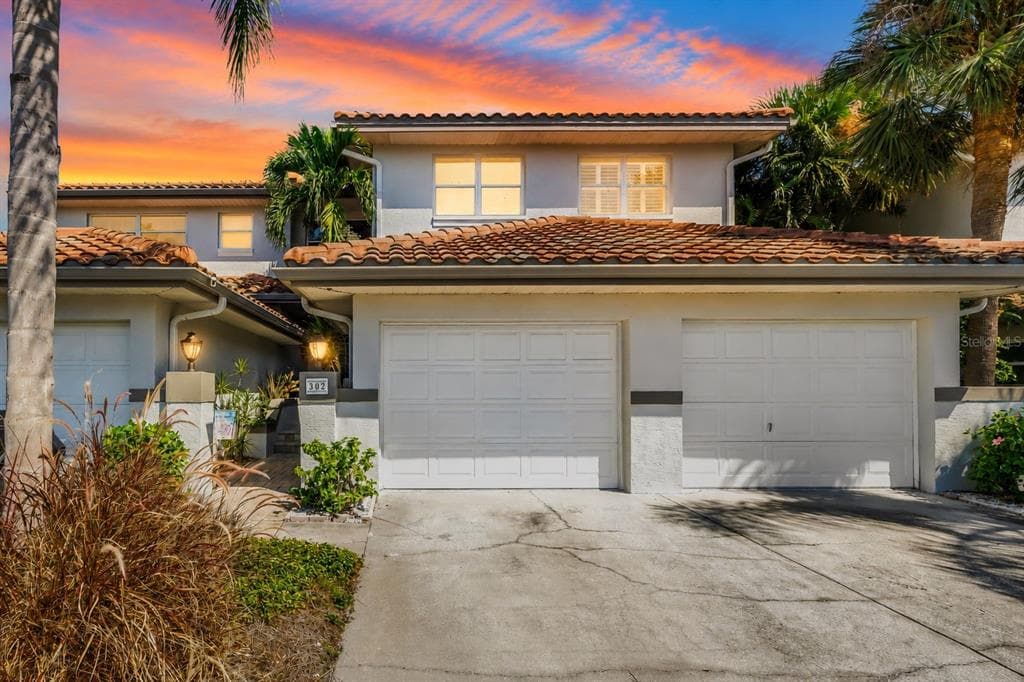 903 PINELLAS BAYWAY S # 302, TIERRA VERDE, FL 33715